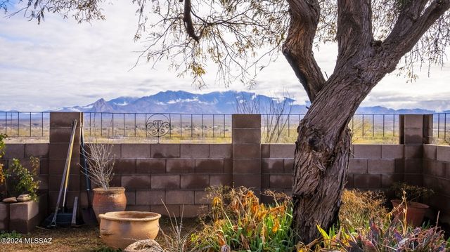 2776 W Frontage Rd, Amado, AZ 85645