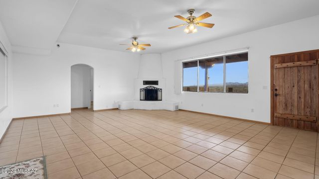 2776 W Frontage Rd, Amado, AZ 85645