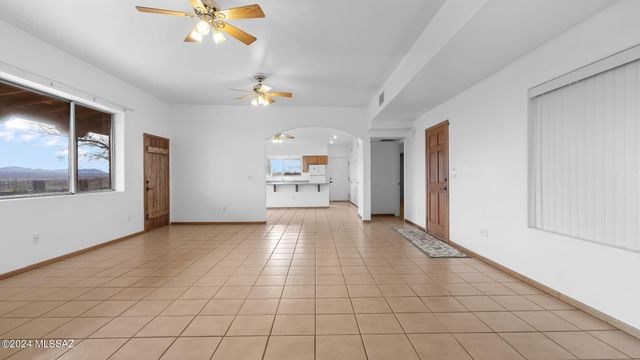 2776 W Frontage Rd, Amado, AZ 85645