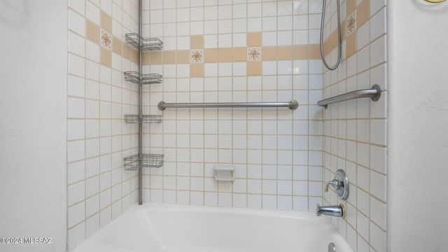 2776 W Frontage Rd, Amado, AZ 85645