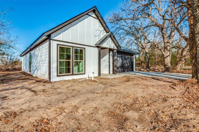 420 Kelly Lane, Seven Points, TX 75143