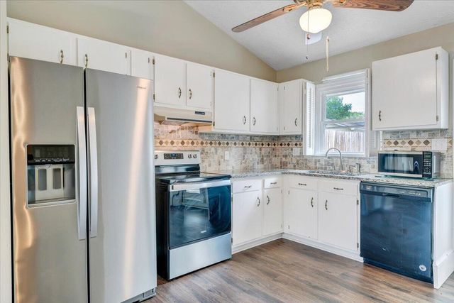 1333 Thomason RD, Roanoke, VA 24014