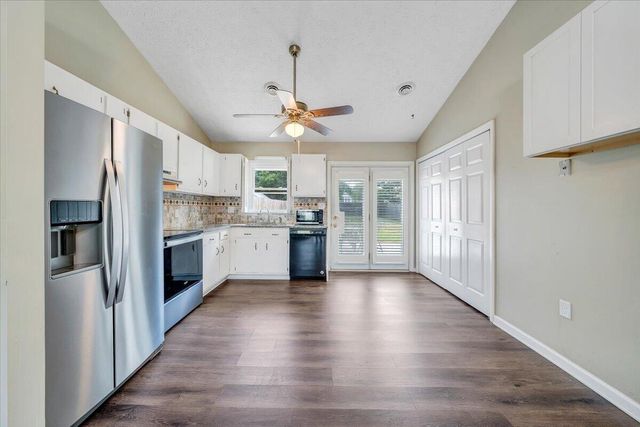 1333 Thomason RD, Roanoke, VA 24014