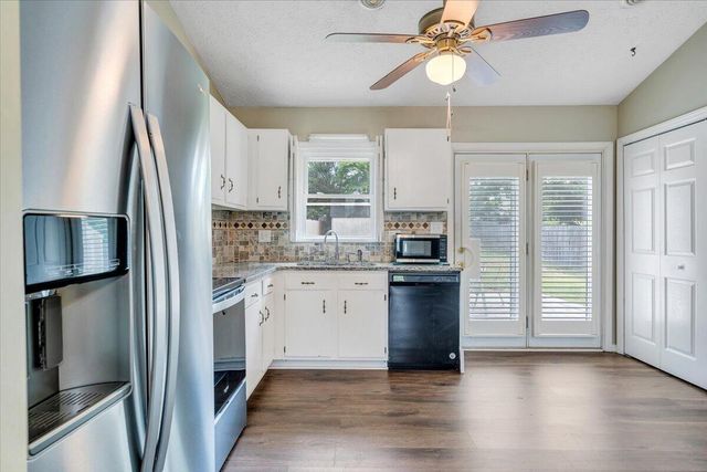 1333 Thomason RD, Roanoke, VA 24014