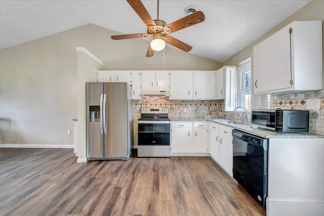 1333 Thomason RD, Roanoke, VA 24014