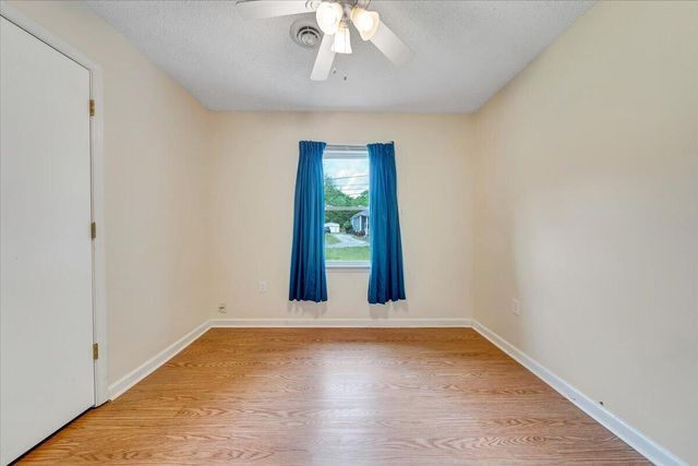 1333 Thomason RD, Roanoke, VA 24014