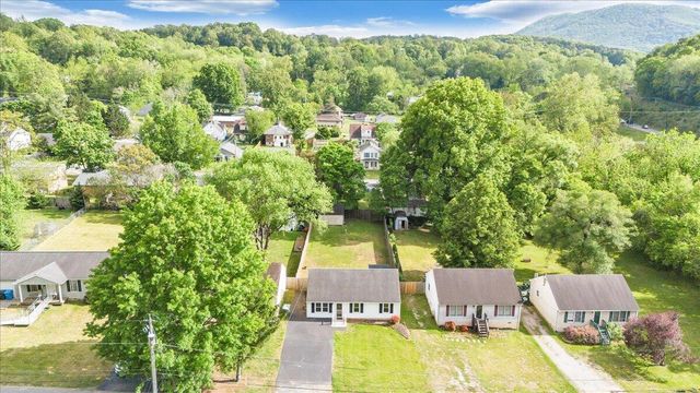 1333 Thomason RD, Roanoke, VA 24014