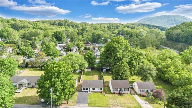1333 Thomason RD, Roanoke, VA 24014