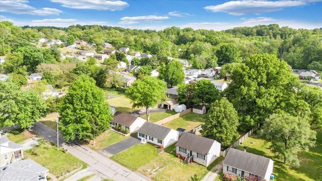 1333 Thomason RD, Roanoke, VA 24014