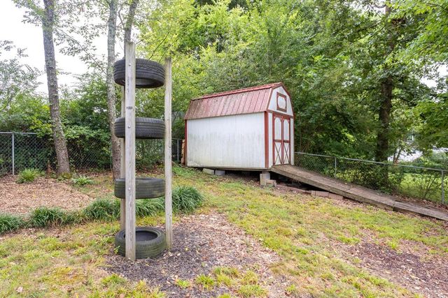 715 Carmen Drive, Athens, TN 37303