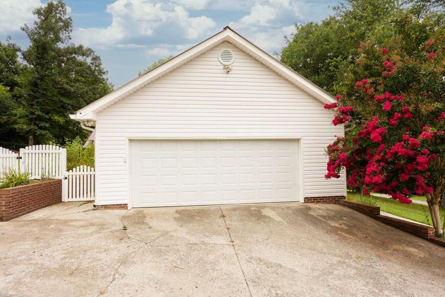 715 Carmen Drive, Athens, TN 37303