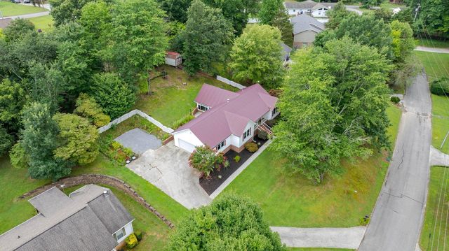 715 Carmen Drive, Athens, TN 37303