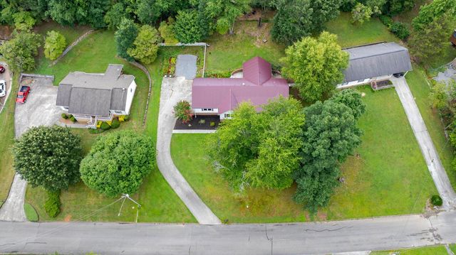 715 Carmen Drive, Athens, TN 37303