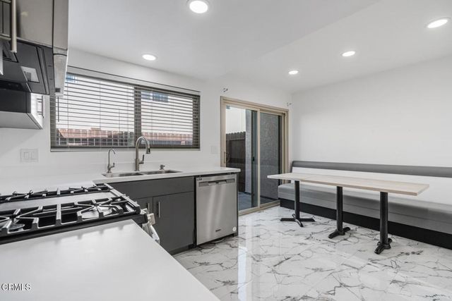 4949 Nautilus Street B, Oxnard, CA 93035