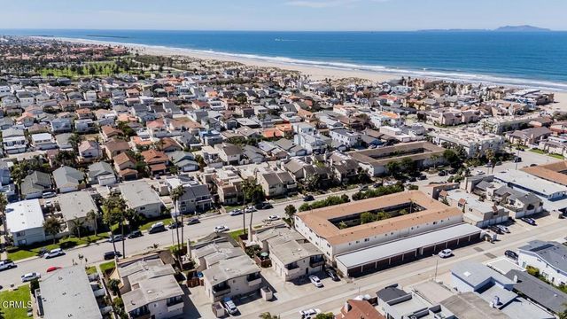 4949 Nautilus Street B, Oxnard, CA 93035