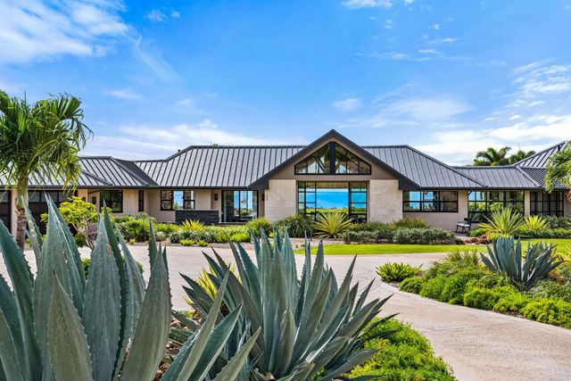 533 Luawai St, Lahaina, HI 96761