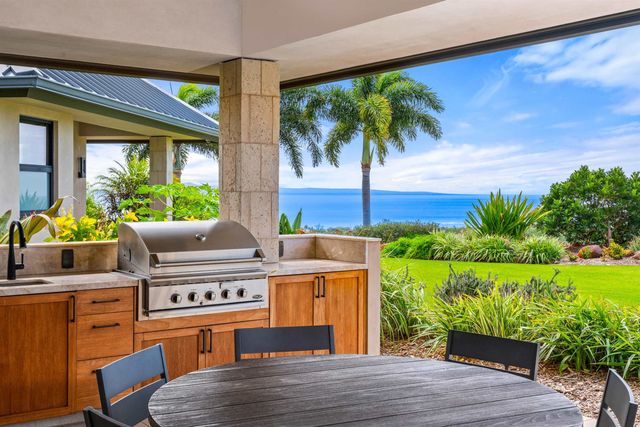533 Luawai St, Lahaina, HI 96761