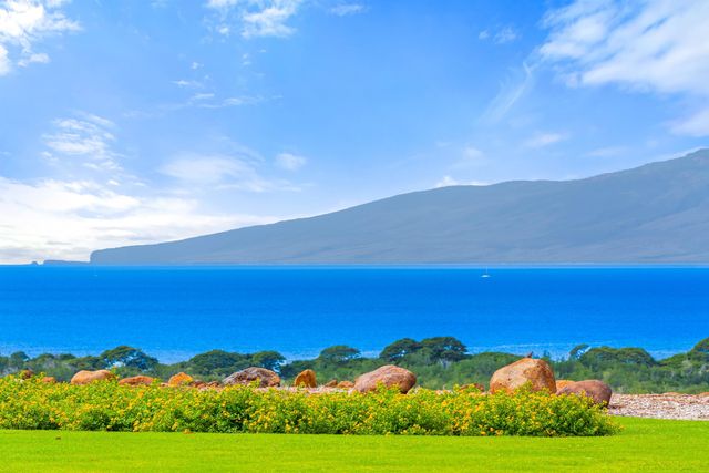 533 Luawai St, Lahaina, HI 96761