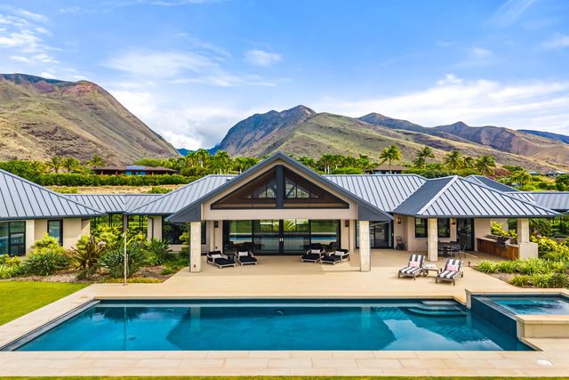 533 Luawai St, Lahaina, HI 96761