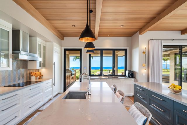 533 Luawai St, Lahaina, HI 96761