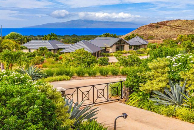 533 Luawai St, Lahaina, HI 96761