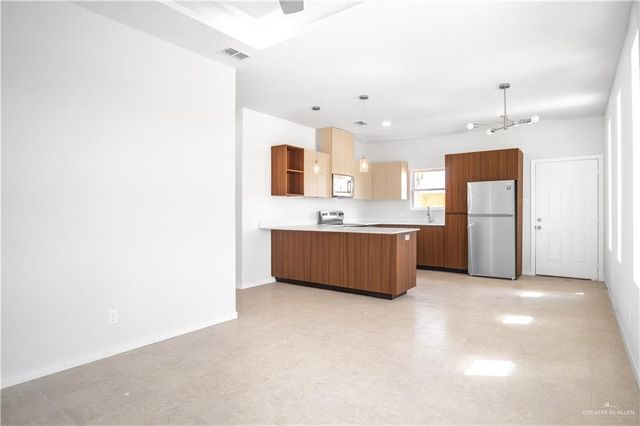 704 N Alexandrite Avenue 1, Edinburg, TX 78541