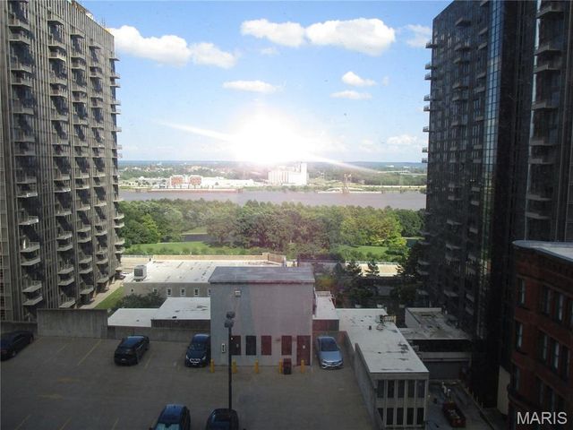 300 N Broadway 1406, St Louis, MO 63102