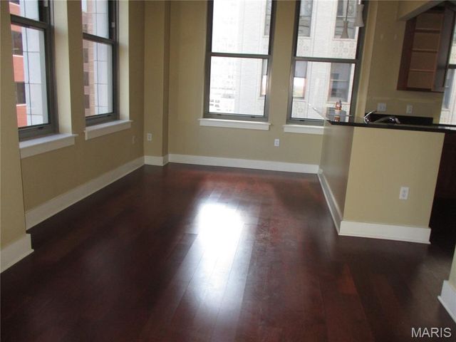 300 N Broadway 1406, St Louis, MO 63102
