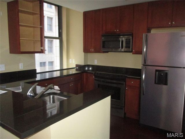 300 N Broadway 1406, St Louis, MO 63102