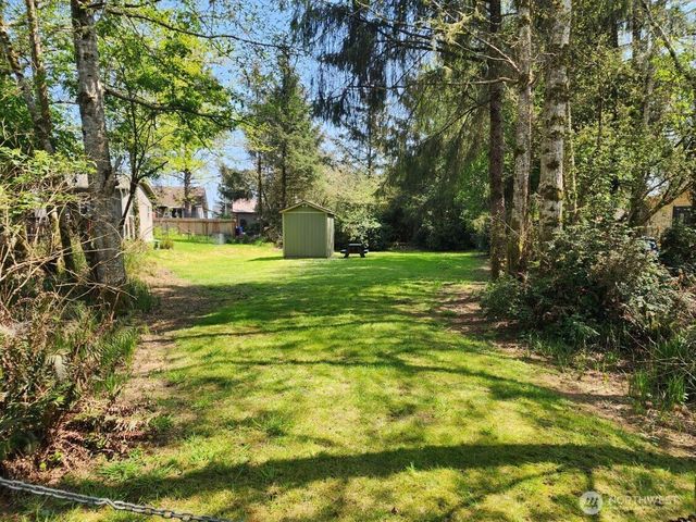 284 Duck Lake Drive NE, Ocean Shores, WA 98569