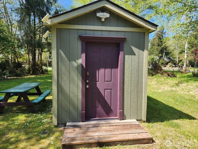 284 Duck Lake Drive NE, Ocean Shores, WA 98569