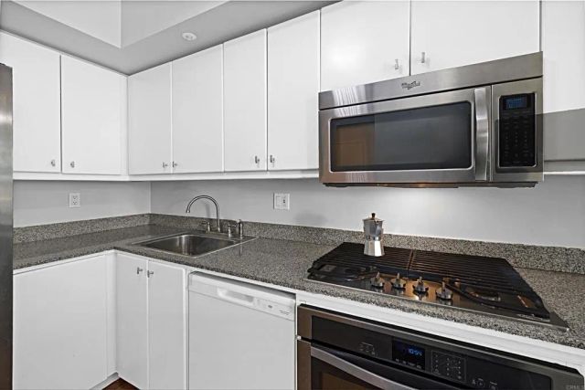 500 W Harbor Drive 716, San Diego, CA 92101