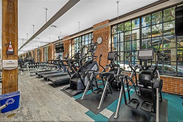 500 W Harbor Drive 716, San Diego, CA 92101