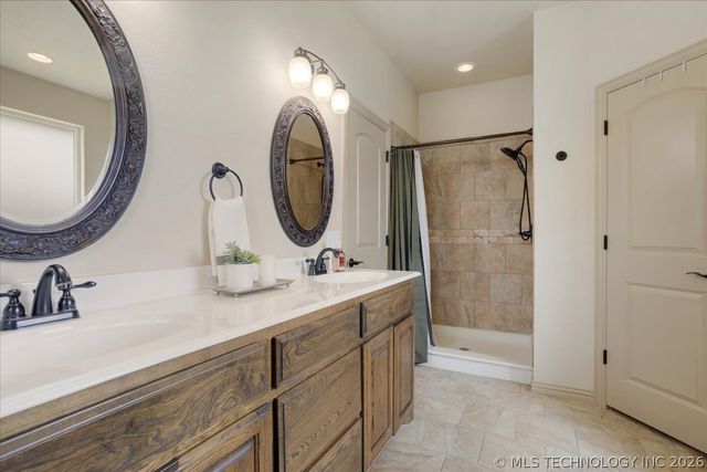 3425 Overland Drive, Durant, OK 74701