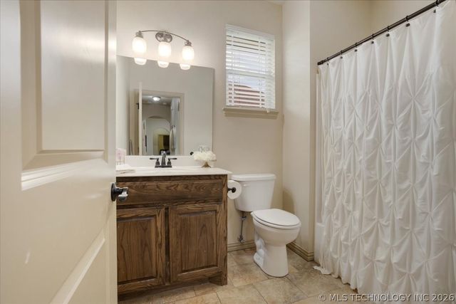 3425 Overland Drive, Durant, OK 74701