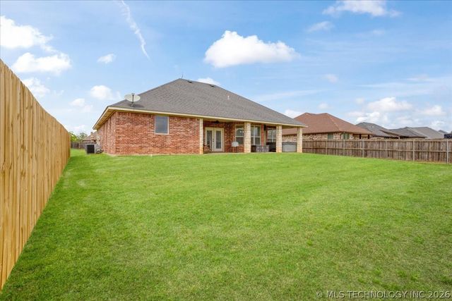 3425 Overland Drive, Durant, OK 74701