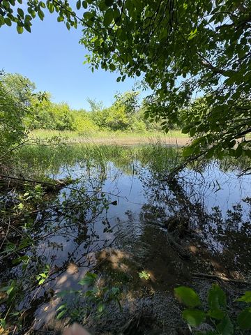 17230 W Il Route 173 Route, Old Mill Creek, IL 60083