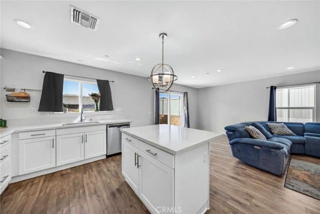 573 Corkwood Street, Hemet, CA 92543