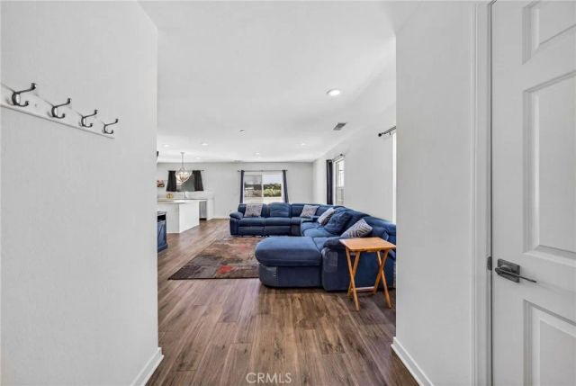 573 Corkwood Street, Hemet, CA 92543