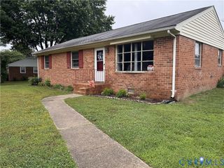 8327 Sherton Dr, Mechanicsville, VA 23116