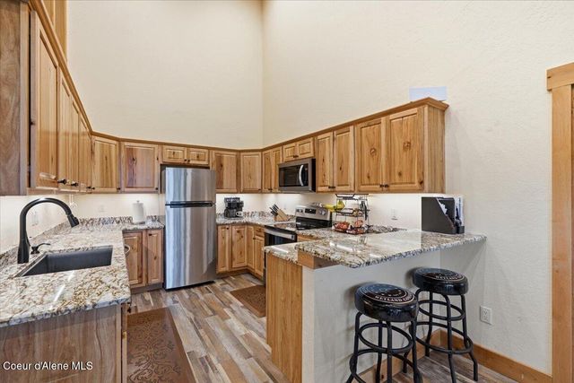 17045 W Cade RD, Hauser, ID 83854