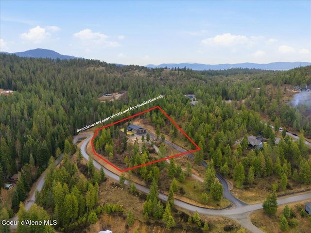 17045 W Cade RD, Hauser, ID 83854