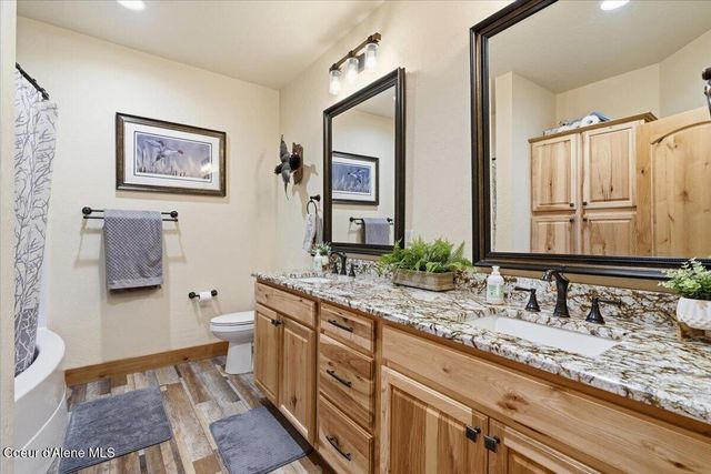 17045 W Cade RD, Hauser, ID 83854