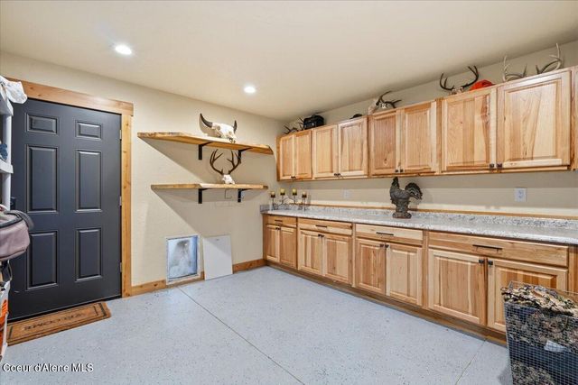 17045 W Cade RD, Hauser, ID 83854