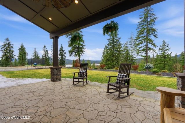 17045 W Cade RD, Hauser, ID 83854