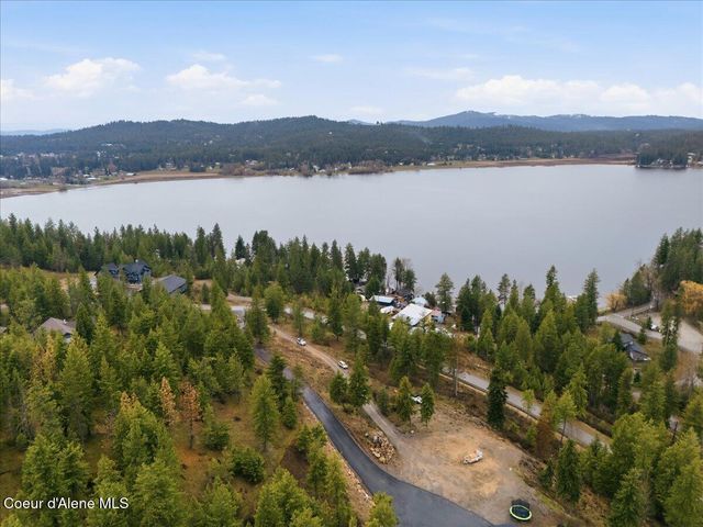 17045 W Cade RD, Hauser, ID 83854