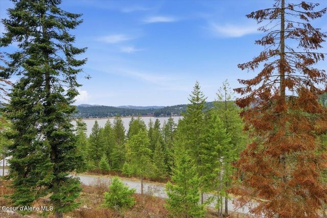 17045 W Cade RD, Hauser, ID 83854