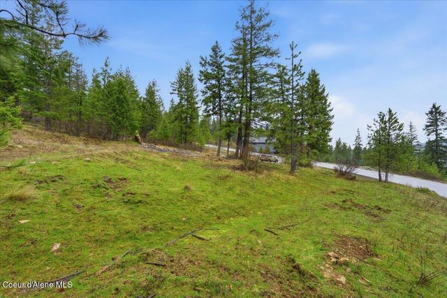 17045 W Cade RD, Hauser, ID 83854