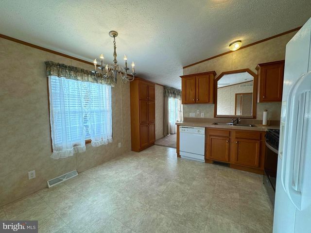 17232 PINE WATER DR #51946, Lewes, DE 19958
