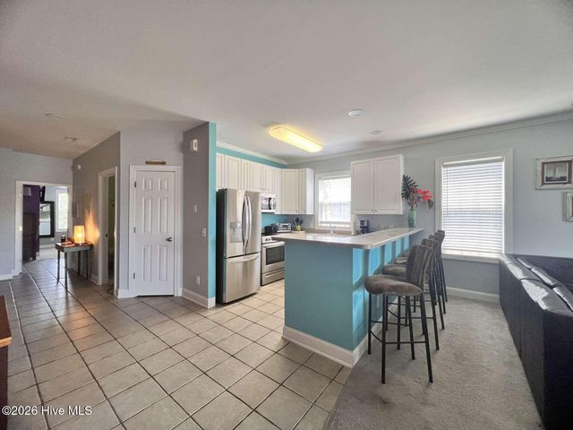 2555 St James Drive SE Unit 303, Oak Island, NC 28461
